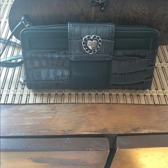 Brighton Crossbody/Wallet - Picture 2 of 5